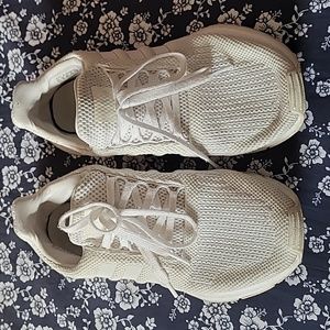 adidas Swift Run